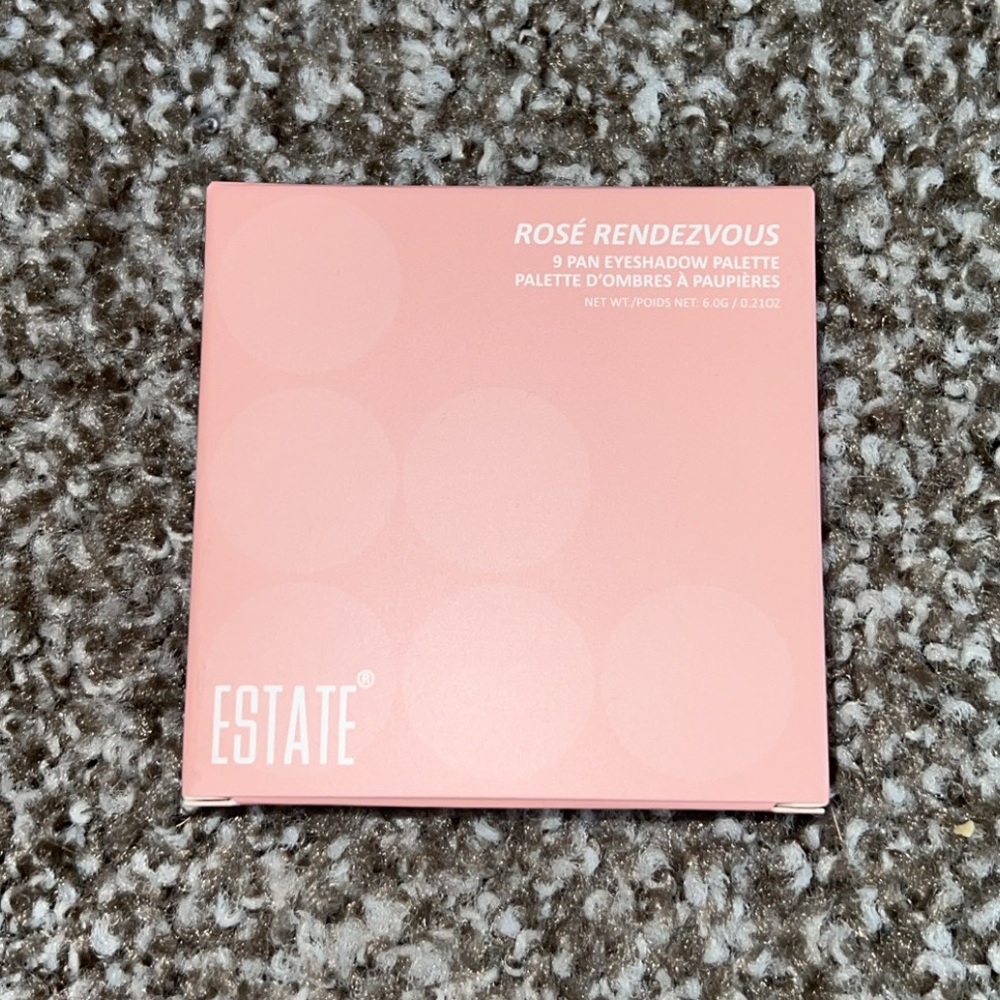 NWT estate rose rendezvous eyeshadow palette